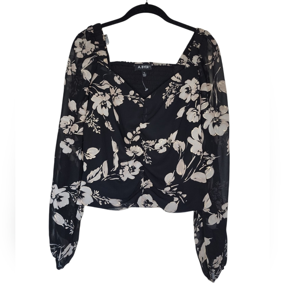 A.BYER black/white floral blouse, split sleeve, smocked, size M